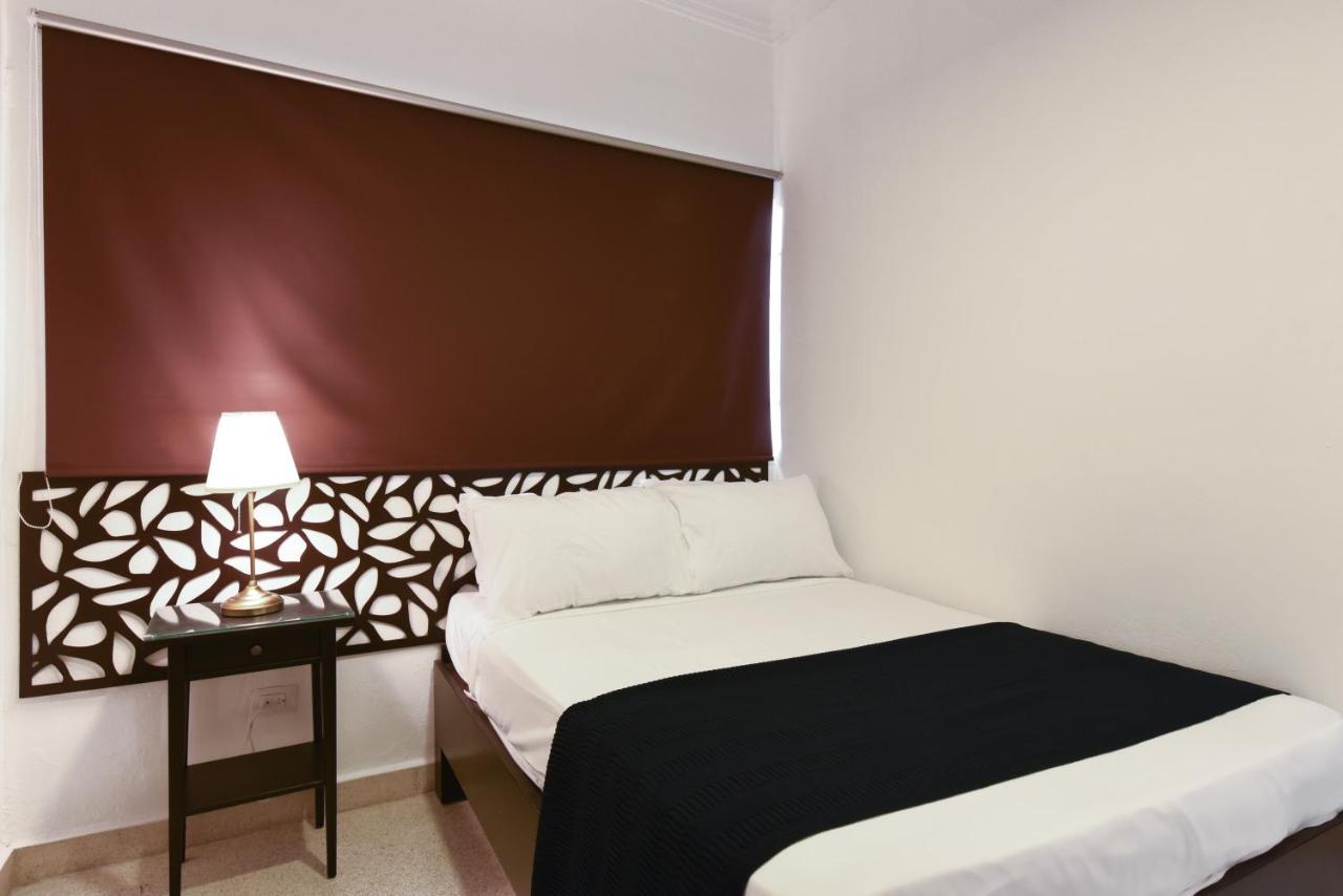 Ph 19 Guesthouse Hotel In Gazcue Σάντο Ντομίγκο Δωμάτιο φωτογραφία
