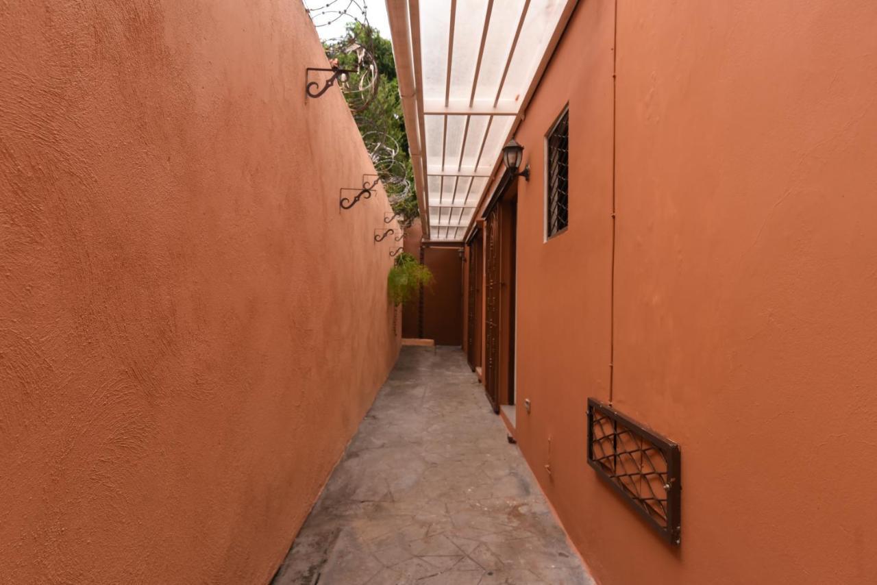 Ph 19 Guesthouse Hotel In Gazcue Σάντο Ντομίγκο Εξωτερικό φωτογραφία