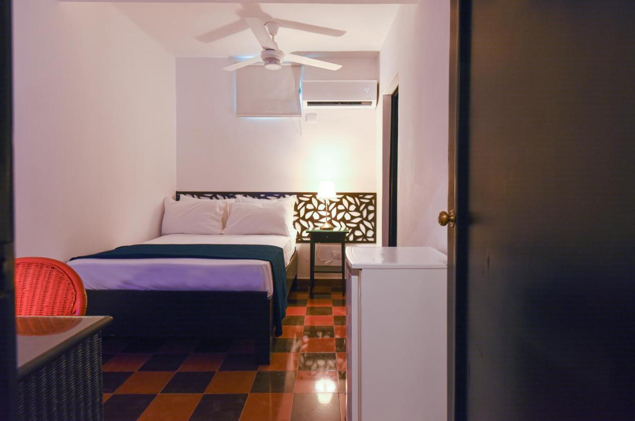 Ph 19 Guesthouse Hotel In Gazcue Σάντο Ντομίγκο Εξωτερικό φωτογραφία