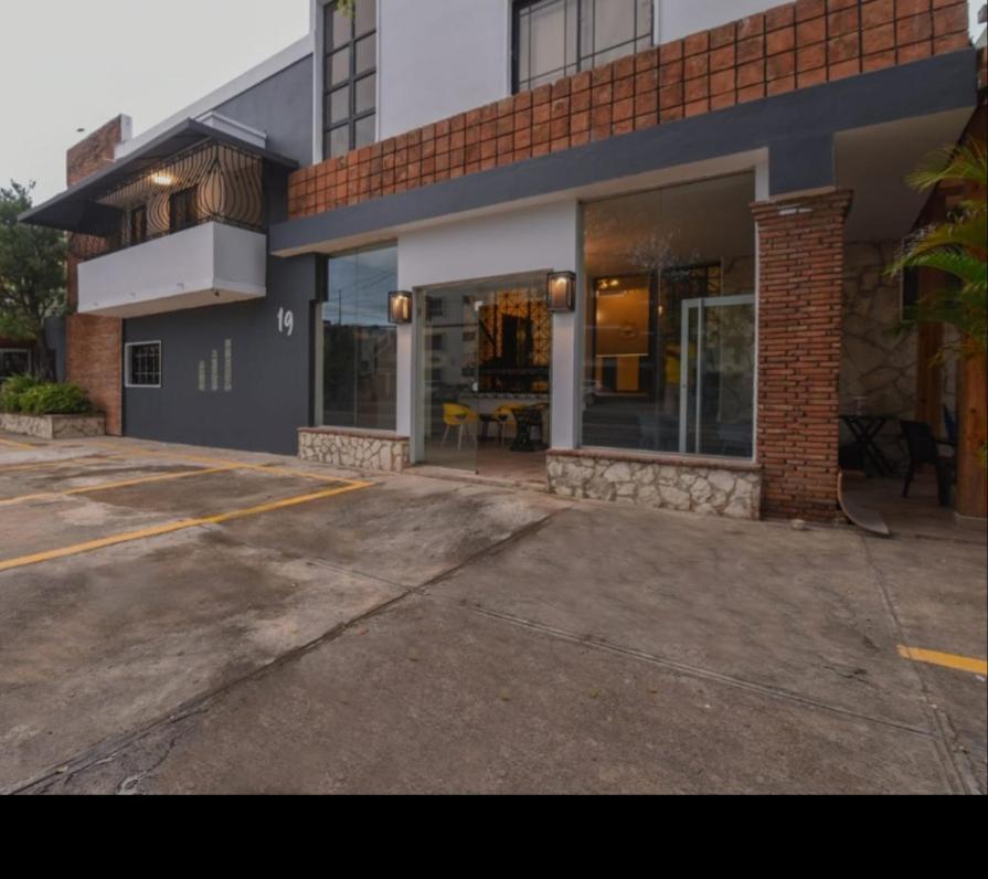Ph 19 Guesthouse Hotel In Gazcue Σάντο Ντομίγκο Εξωτερικό φωτογραφία