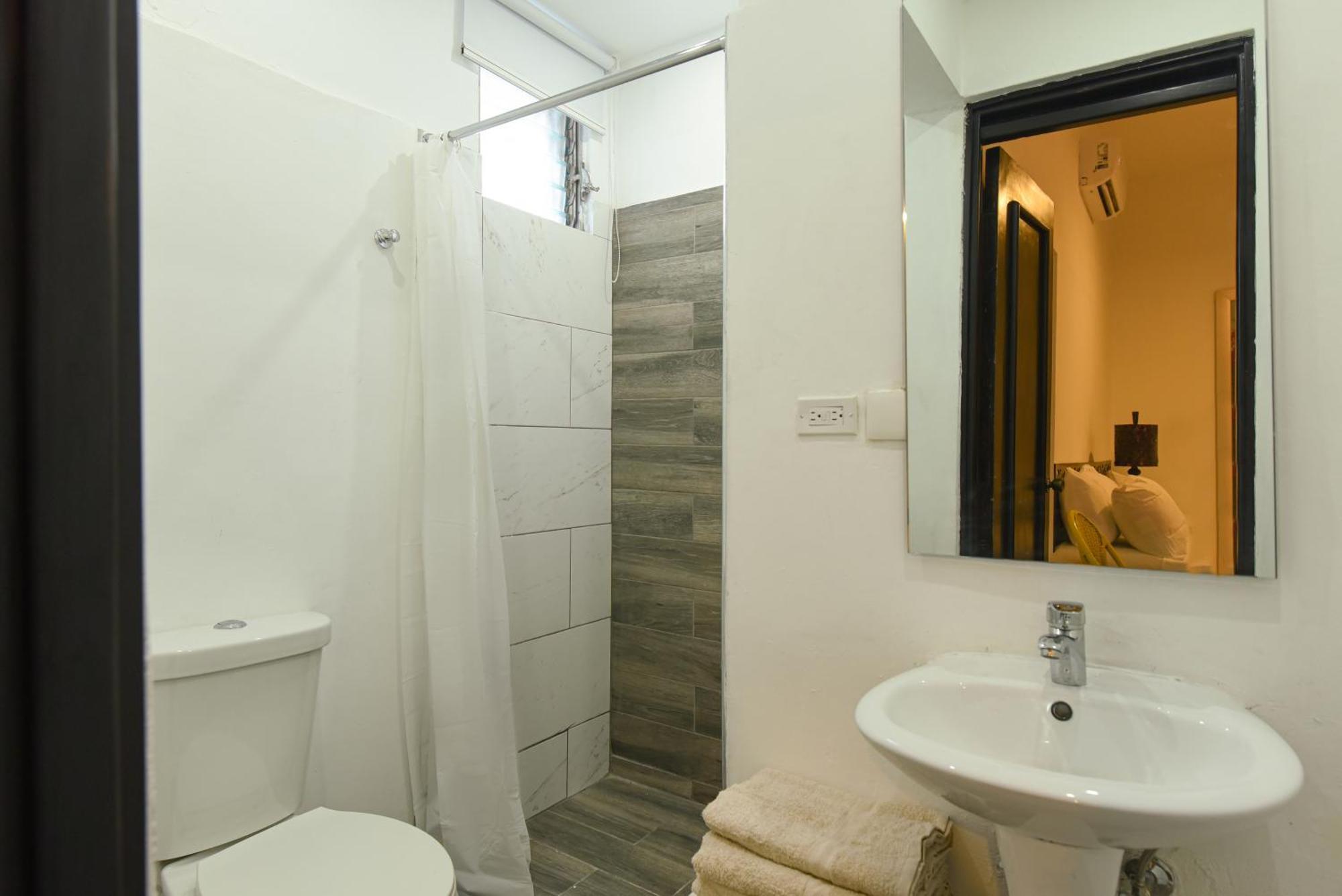 Ph 19 Guesthouse Hotel In Gazcue Σάντο Ντομίγκο Δωμάτιο φωτογραφία