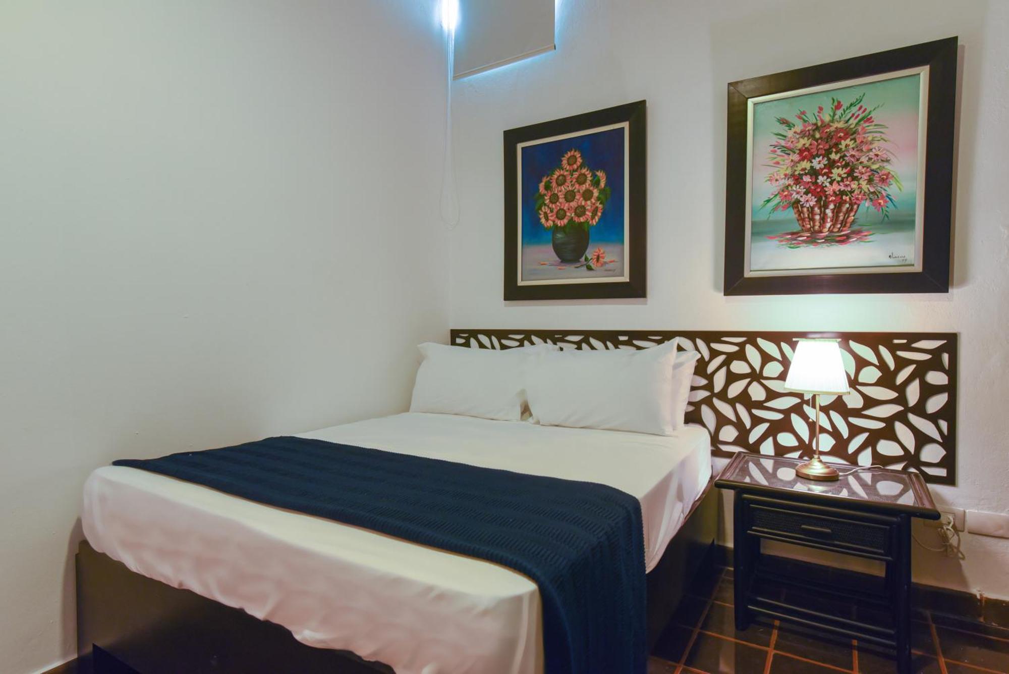 Ph 19 Guesthouse Hotel In Gazcue Σάντο Ντομίγκο Δωμάτιο φωτογραφία